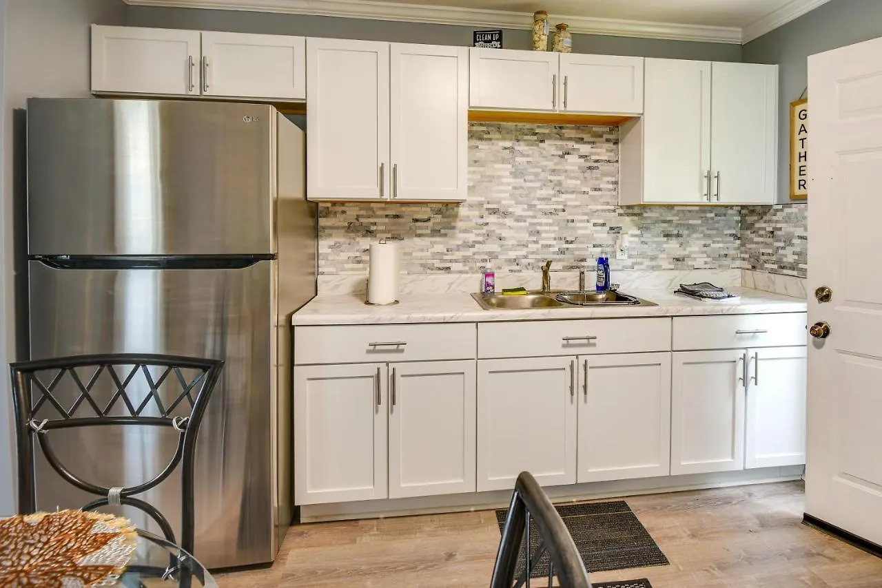 Hampton Vacation Rental Central Location, Patio United States