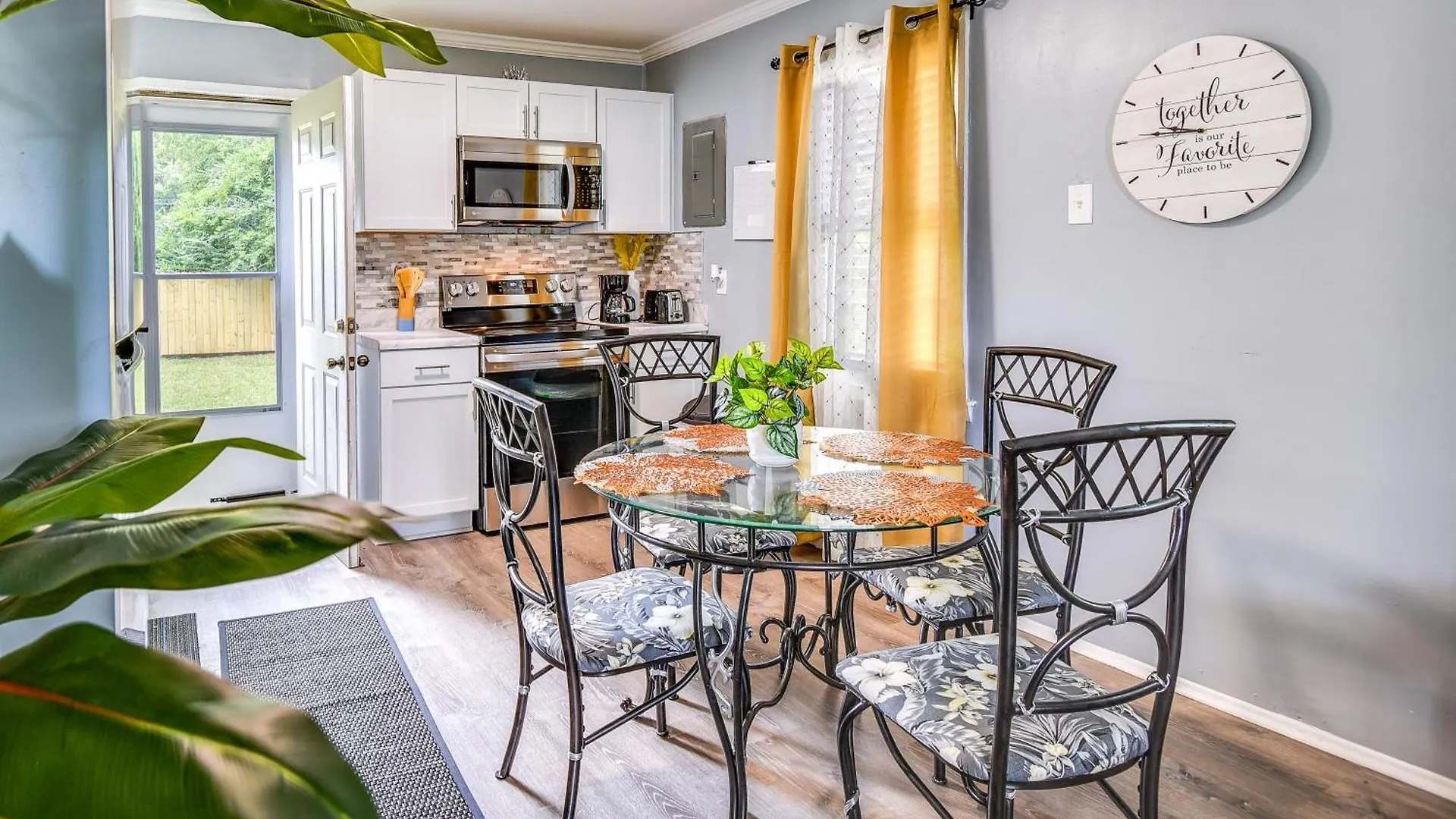 Holiday home Hampton Vacation Rental Central Location, Patio United States