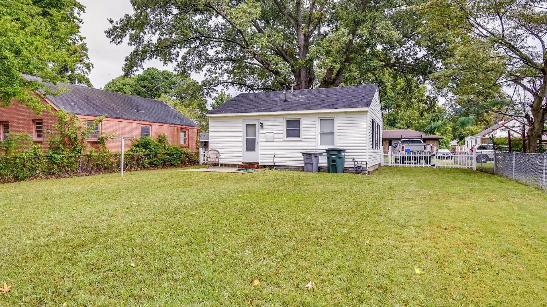 Hampton Vacation Rental Central Location, Patio Holiday home